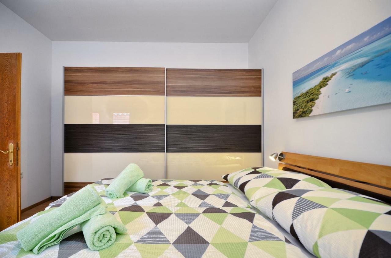 Apartments Picco พูลา ภายนอก รูปภาพ