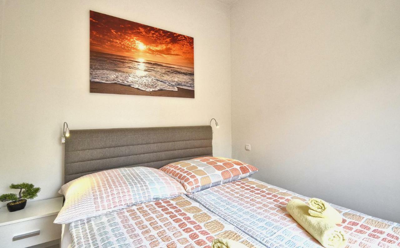 Apartments Picco พูลา ภายนอก รูปภาพ