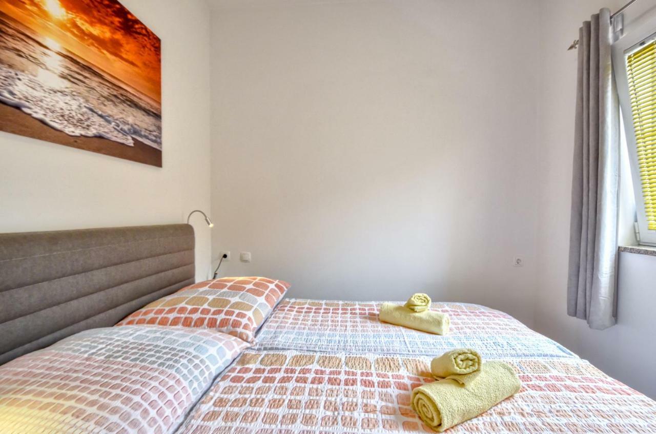 Apartments Picco พูลา ภายนอก รูปภาพ