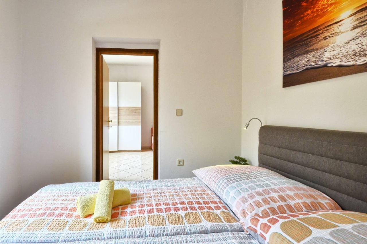 Apartments Picco พูลา ภายนอก รูปภาพ