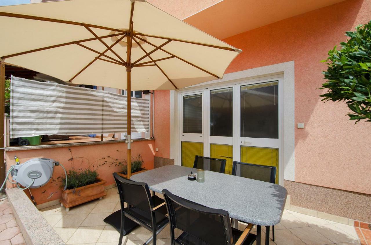 Apartments Picco พูลา ภายนอก รูปภาพ
